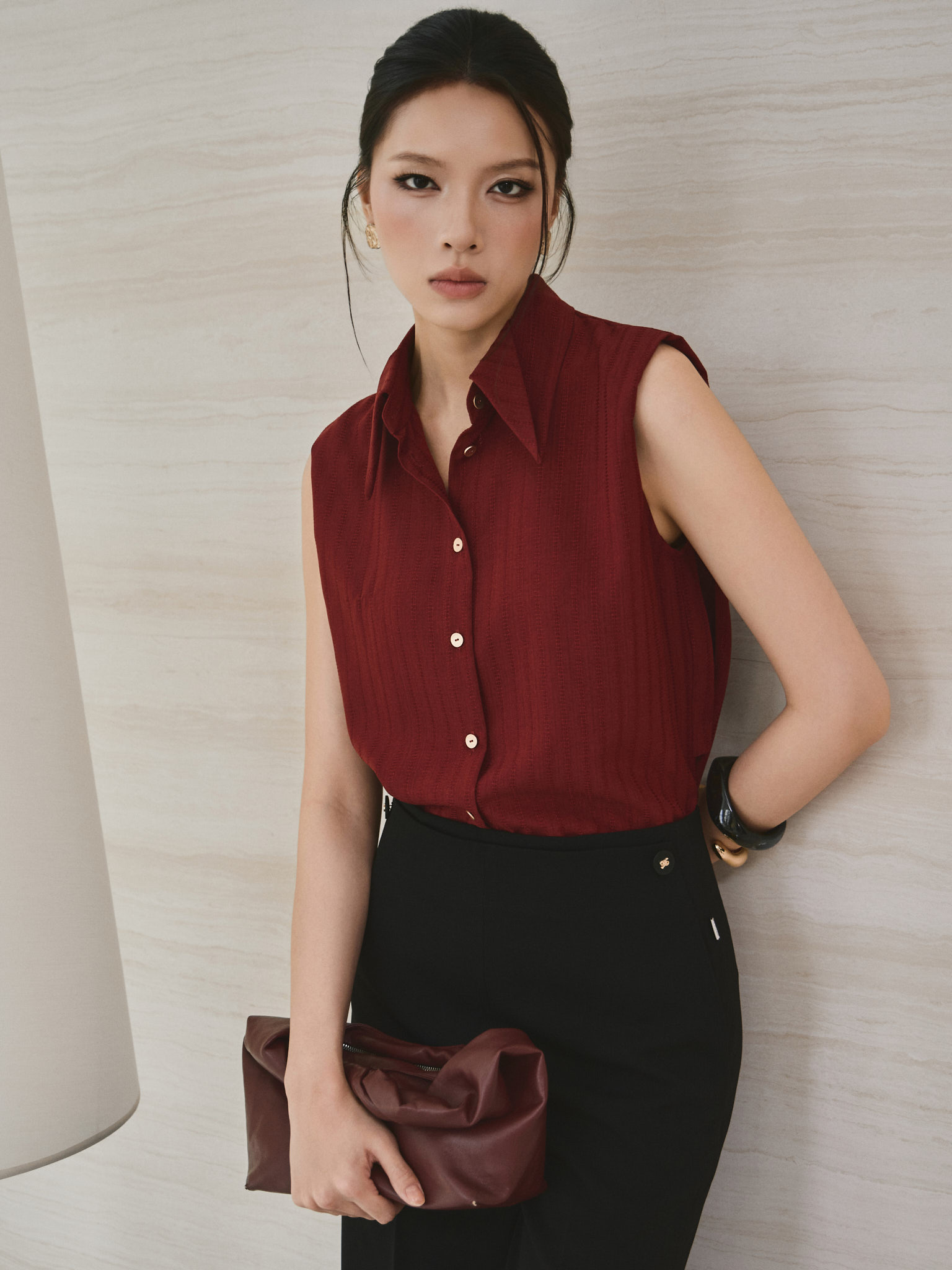 Quần ống dứng cạp trang trí cúc